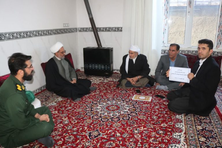 دیدار مسئولان ثلاث باباجانی با امام جمعه شهرستان