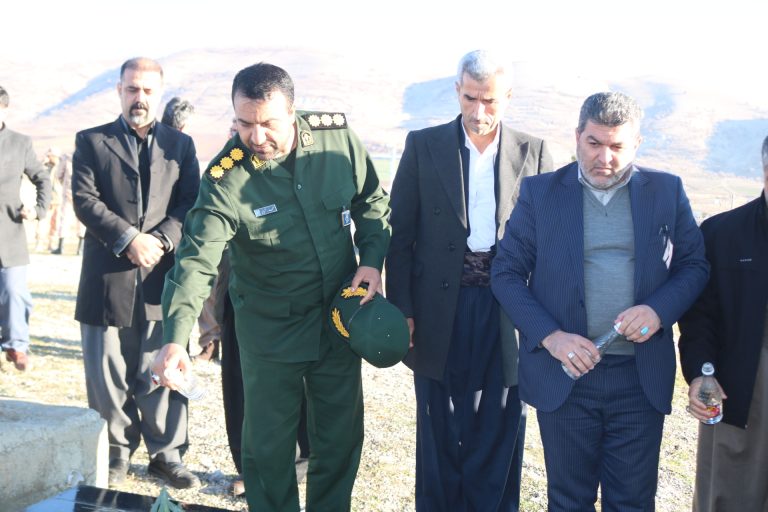 مراسم غبارروبی گلزار شهدا در ثلاثباباجانی برگزار شد