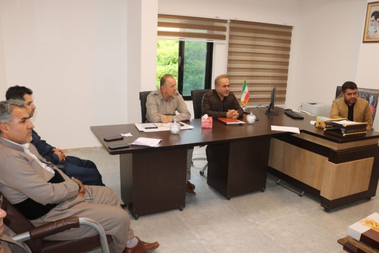 بررسی وضعیت آب شرب شهرستان ثلاث باباجانی