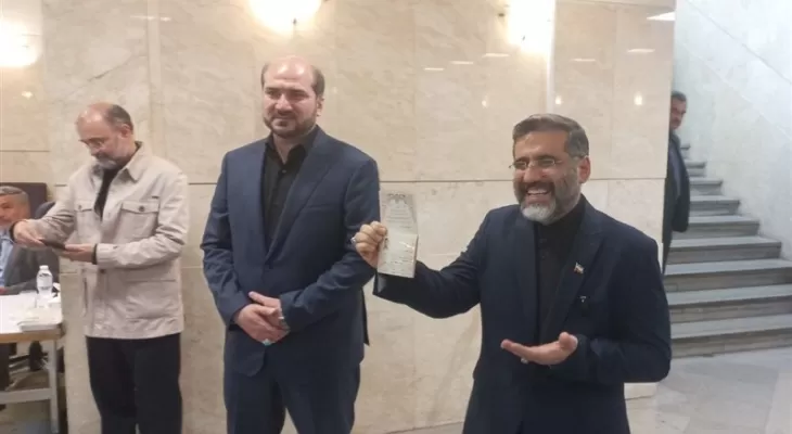 وزیر ارشاد در انتخابات ریاست جمهوری ثبتنام کرد