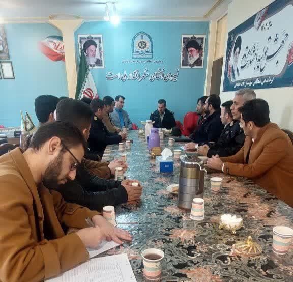 چهارمین جلسه شورای پیشگیری از وقوع جرم وسرقت دردفتر فرماندهی انتظامی شهرستان ثلاث باباجانی برگزار گردید.