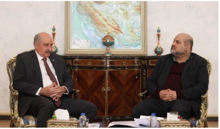 قرار دادن نام کوبا در فهرست کشورهای حامی تروریسم بازی سیاسی است