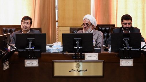 محرومیت و تنبیهات قانونی در انتظار باشگاههایی که هواداران متخلف دارند/ پیشبینی بازیهای بدون تماشاچی برای پیشگیری از تخلف هوادارن