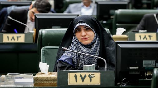 تکمیل زنجیره ارزش پتروشیمیها مسیری هوشمندانه برای کاهش اثرات تحریم نفت است